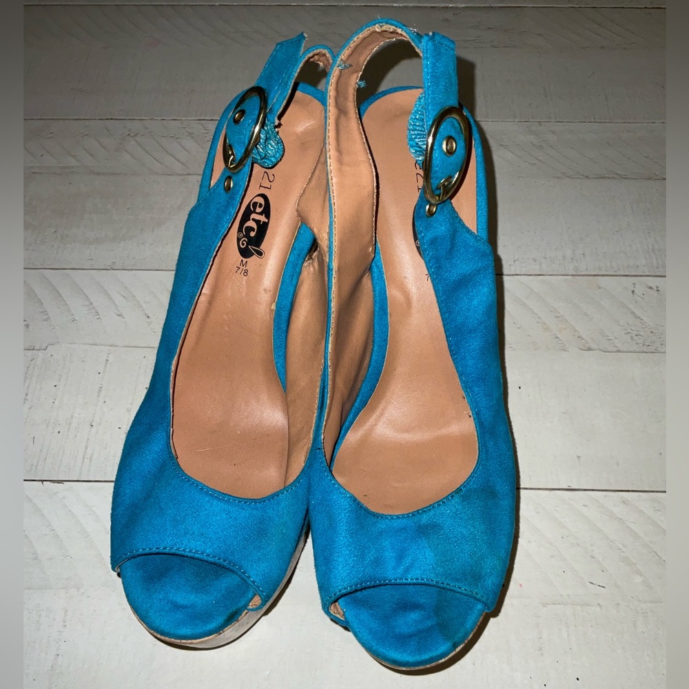 Rue 21 women’s y2k Blue Peep-Toe Slingback wedge Heels size 7/8